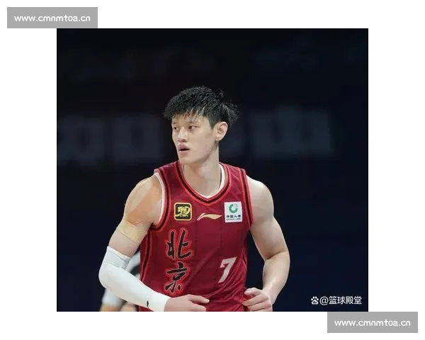 炸裂休赛期！132 人合同到期，赵继伟陷转会风暴，曾凡博冲击 NBA